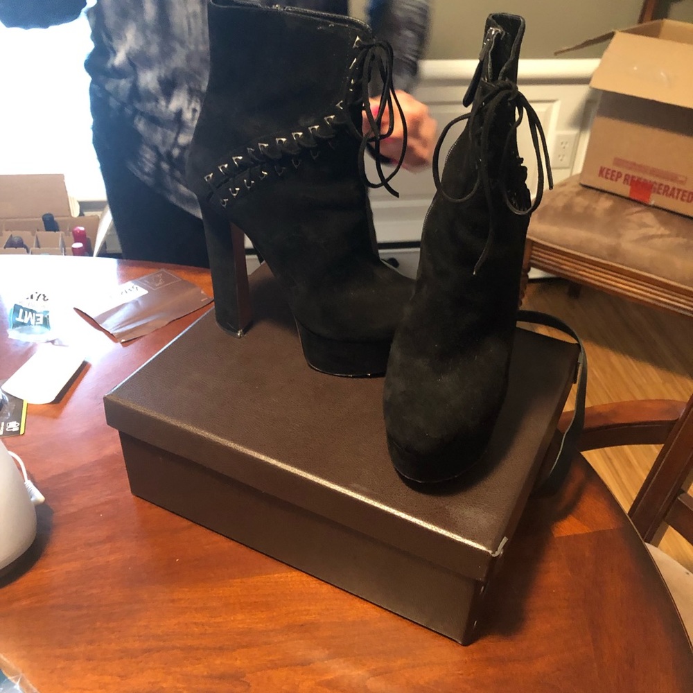 Alaia Suede boots -like new